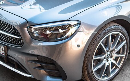 Mercedes-Benz E-Класс, 2022 год, 5 500 000 рублей, 9 фотография