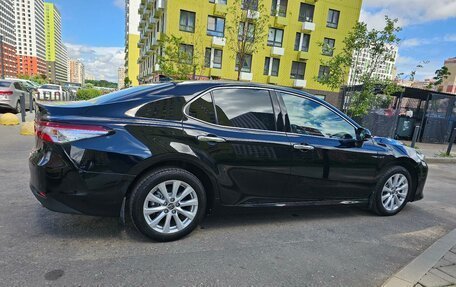 Toyota Camry, 2019 год, 2 650 000 рублей, 15 фотография