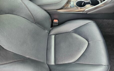 Toyota Camry, 2019 год, 2 650 000 рублей, 30 фотография
