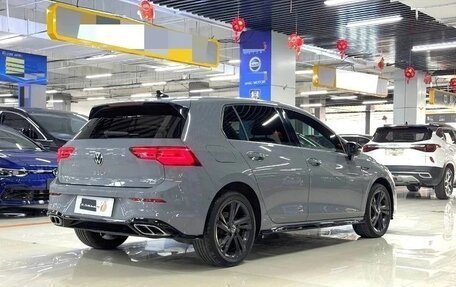 Volkswagen Golf VIII, 2023 год, 2 150 000 рублей, 4 фотография