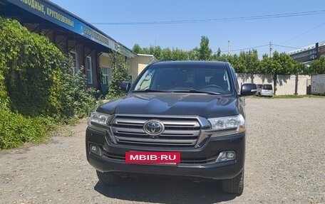 Toyota Land Cruiser 200, 2016 год, 6 700 000 рублей, 2 фотография