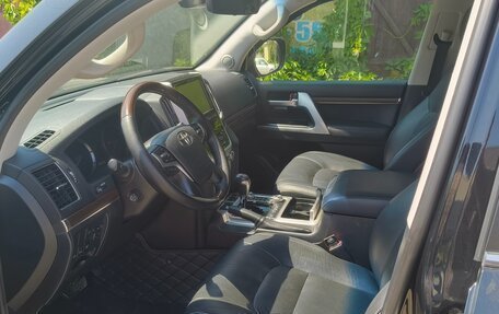 Toyota Land Cruiser 200, 2016 год, 6 700 000 рублей, 9 фотография