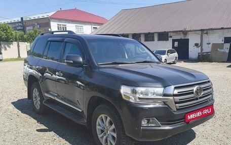 Toyota Land Cruiser 200, 2016 год, 6 700 000 рублей, 8 фотография