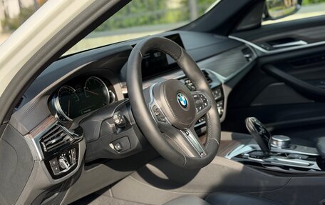 BMW 5 серия, 2017 год, 4 299 000 рублей, 25 фотография