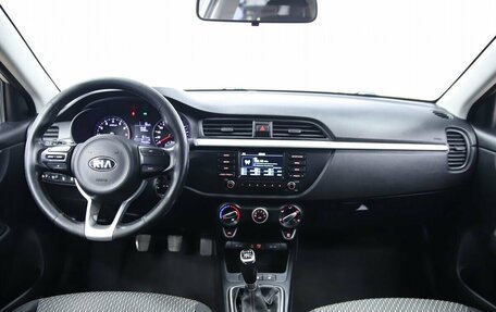KIA Rio IV, 2018 год, 950 000 рублей, 11 фотография