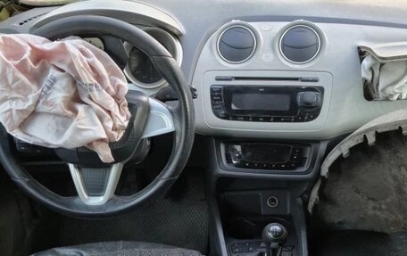 SEAT Ibiza III рестайлинг, 2008 год, 150 000 рублей, 6 фотография