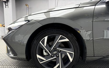 Hyundai Elantra, 2023 год, 1 305 000 рублей, 8 фотография