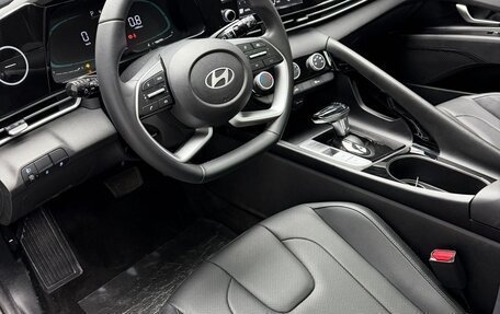 Hyundai Elantra, 2023 год, 1 305 000 рублей, 17 фотография