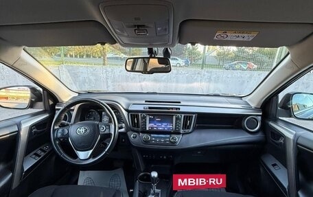 Toyota RAV4, 2019 год, 2 550 000 рублей, 7 фотография