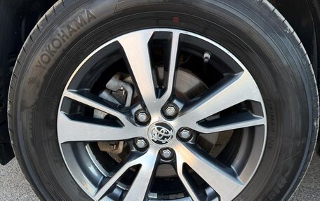 Toyota RAV4, 2019 год, 2 550 000 рублей, 14 фотография