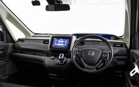 Honda Freed II, 2017 год, 1 250 046 рублей, 6 фотография