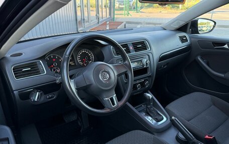 Volkswagen Jetta VI, 2011 год, 1 299 000 рублей, 9 фотография