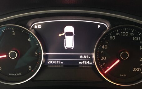 Volkswagen Touareg III, 2010 год, 1 820 000 рублей, 3 фотография