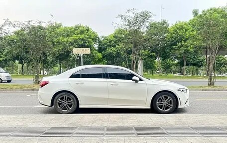 Mercedes-Benz A-Класс, 2022 год, 2 030 011 рублей, 8 фотография
