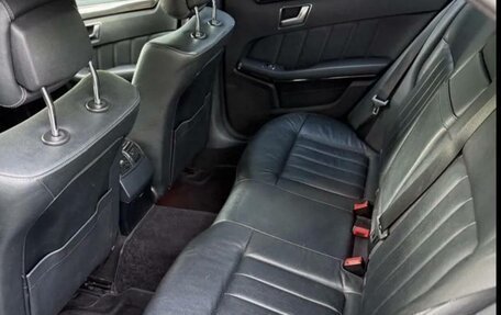 Mercedes-Benz E-Класс, 2013 год, 1 800 000 рублей, 6 фотография