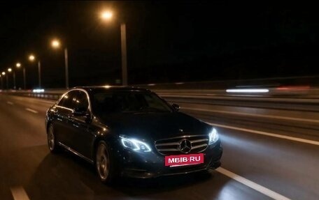 Mercedes-Benz E-Класс, 2013 год, 1 800 000 рублей, 5 фотография