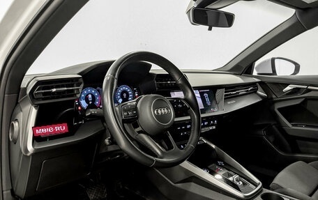 Audi A3, 2021 год, 2 370 000 рублей, 16 фотография