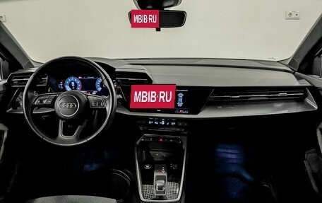 Audi A3, 2021 год, 2 370 000 рублей, 14 фотография