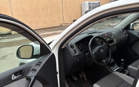 Volkswagen Tiguan I, 2010 год, 950 000 рублей, 10 фотография