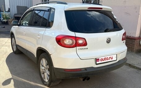 Volkswagen Tiguan I, 2010 год, 950 000 рублей, 4 фотография