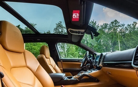 Porsche Cayenne III, 2017 год, 6 250 000 рублей, 7 фотография