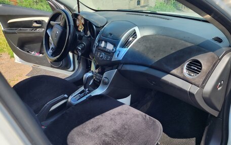 Chevrolet Cruze II, 2013 год, 680 000 рублей, 7 фотография