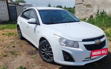 Chevrolet Cruze II, 2013 год, 680 000 рублей, 2 фотография