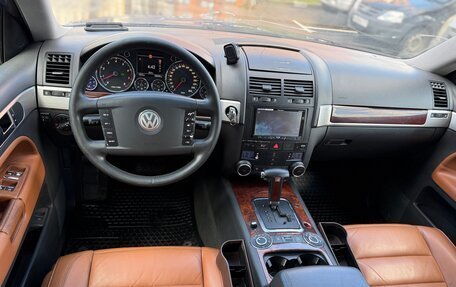 Volkswagen Touareg III, 2003 год, 575 000 рублей, 18 фотография