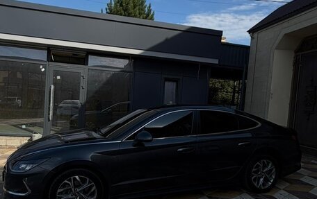 Hyundai Sonata VIII, 2019 год, 1 300 000 рублей, 5 фотография