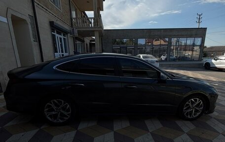 Hyundai Sonata VIII, 2019 год, 1 300 000 рублей, 2 фотография