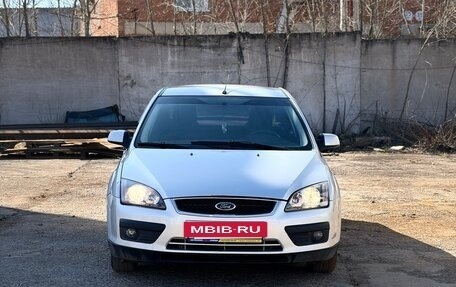 Ford Focus II рестайлинг, 2005 год, 269 000 рублей, 2 фотография