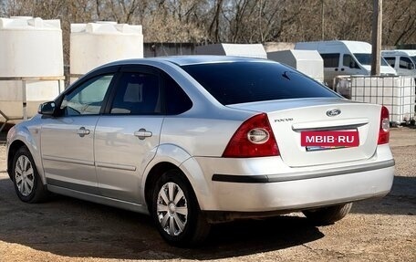 Ford Focus II рестайлинг, 2005 год, 269 000 рублей, 4 фотография