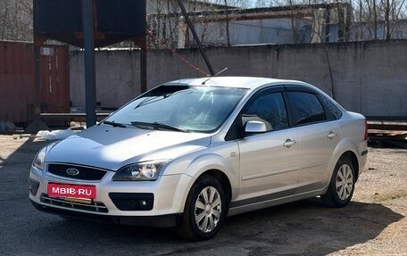 Ford Focus II рестайлинг, 2005 год, 269 000 рублей, 3 фотография