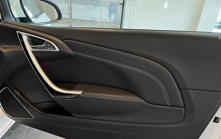 Opel Astra J, 2014 год, 722 000 рублей, 23 фотография