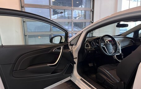 Opel Astra J, 2014 год, 722 000 рублей, 19 фотография