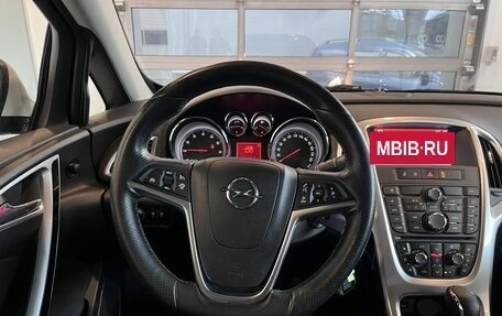 Opel Astra J, 2014 год, 722 000 рублей, 10 фотография