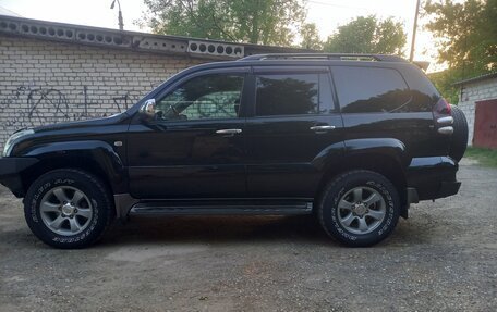Toyota Land Cruiser Prado 120 рестайлинг, 2007 год, 2 000 000 рублей, 4 фотография
