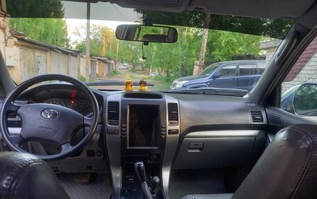 Toyota Land Cruiser Prado 120 рестайлинг, 2007 год, 2 000 000 рублей, 7 фотография