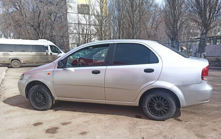 Chevrolet Aveo III, 2005 год, 370 000 рублей, 2 фотография