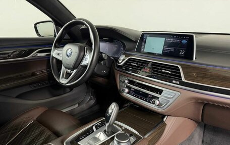 BMW 7 серия, 2022 год, 6 499 000 рублей, 14 фотография