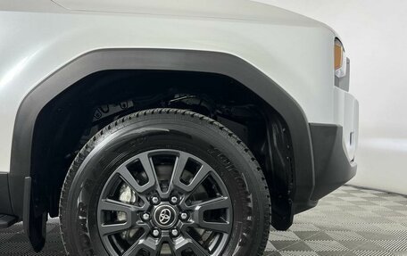 Toyota Land Cruiser Prado, 2024 год, 8 999 000 рублей, 7 фотография