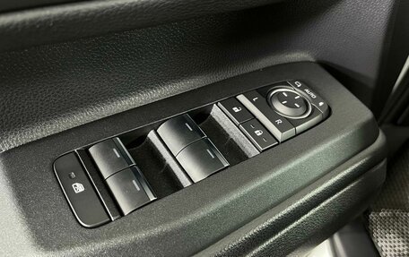 Toyota Land Cruiser Prado, 2024 год, 8 999 000 рублей, 21 фотография