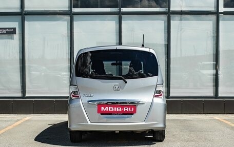 Honda Freed I, 2012 год, 1 200 000 рублей, 4 фотография