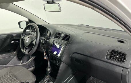 Volkswagen Polo VI (EU Market), 2016 год, 1 150 000 рублей, 9 фотография
