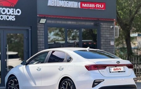 KIA K3, 2019 год, 1 830 000 рублей, 2 фотография