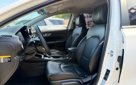 KIA K3, 2019 год, 1 830 000 рублей, 23 фотография