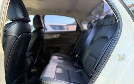 KIA K3, 2019 год, 1 830 000 рублей, 24 фотография
