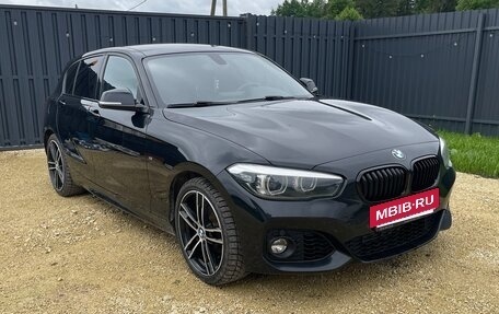 BMW 1 серия, 2019 год, 1 950 000 рублей, 2 фотография