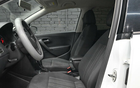 Volkswagen Polo VI (EU Market), 2017 год, 1 100 000 рублей, 15 фотография