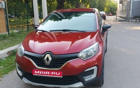 Renault Kaptur I рестайлинг, 2018 год, 1 650 000 рублей, 1 фотография